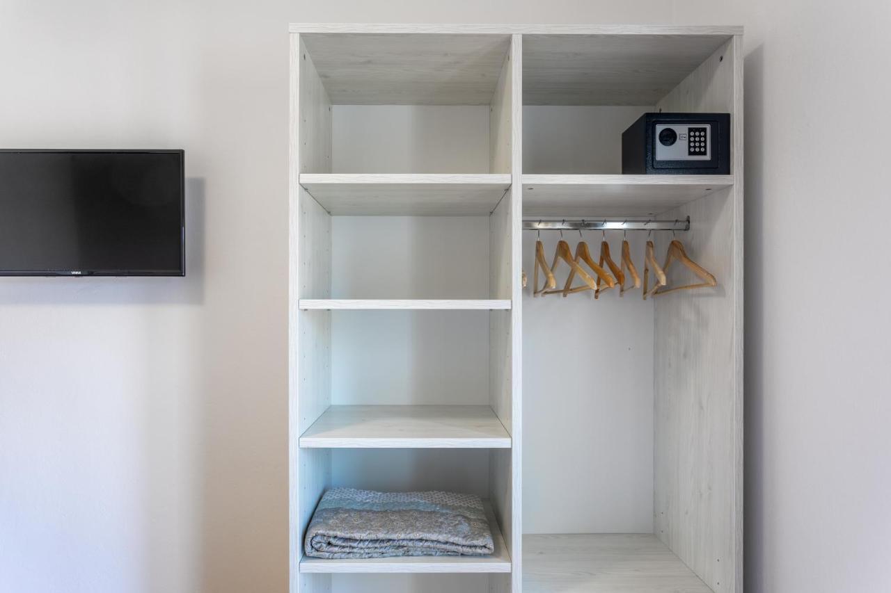 Apartments Luksa - Zf Hvar Hvar Town Luaran gambar