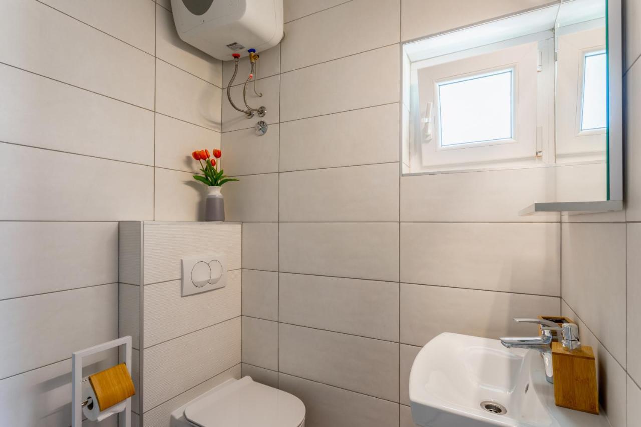 Apartments Luksa - Zf Hvar Hvar Town Luaran gambar