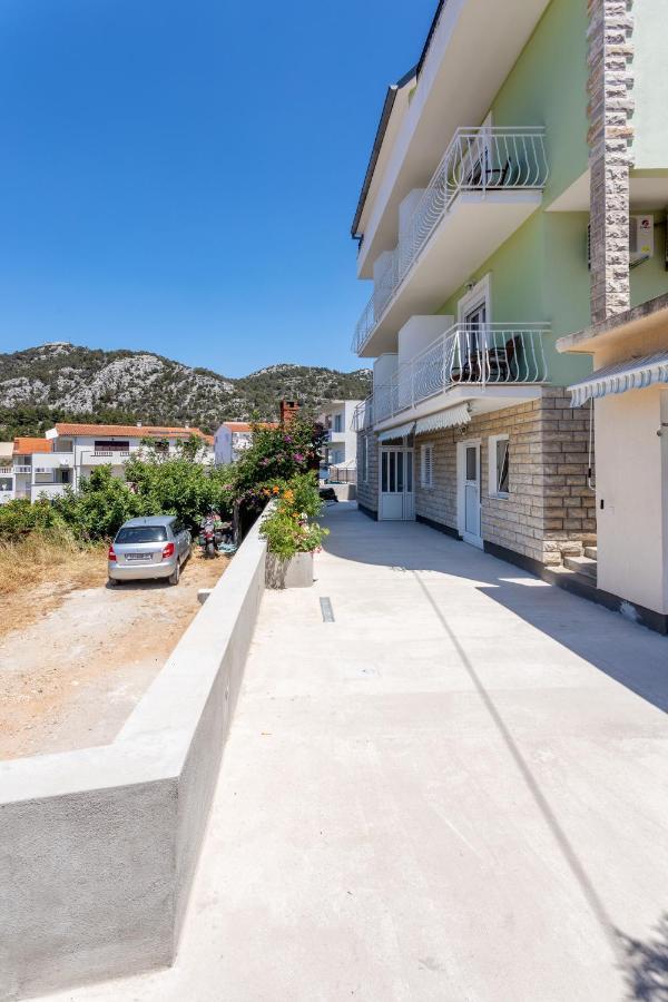 Apartments Luksa - Zf Hvar Hvar Town Luaran gambar