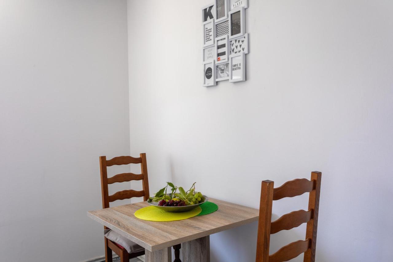 Apartments Luksa - Zf Hvar Hvar Town Luaran gambar