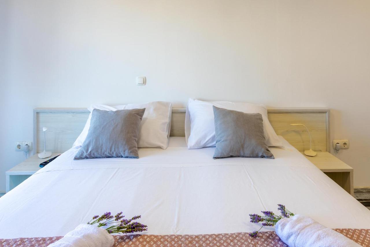 Apartments Luksa - Zf Hvar Hvar Town Luaran gambar